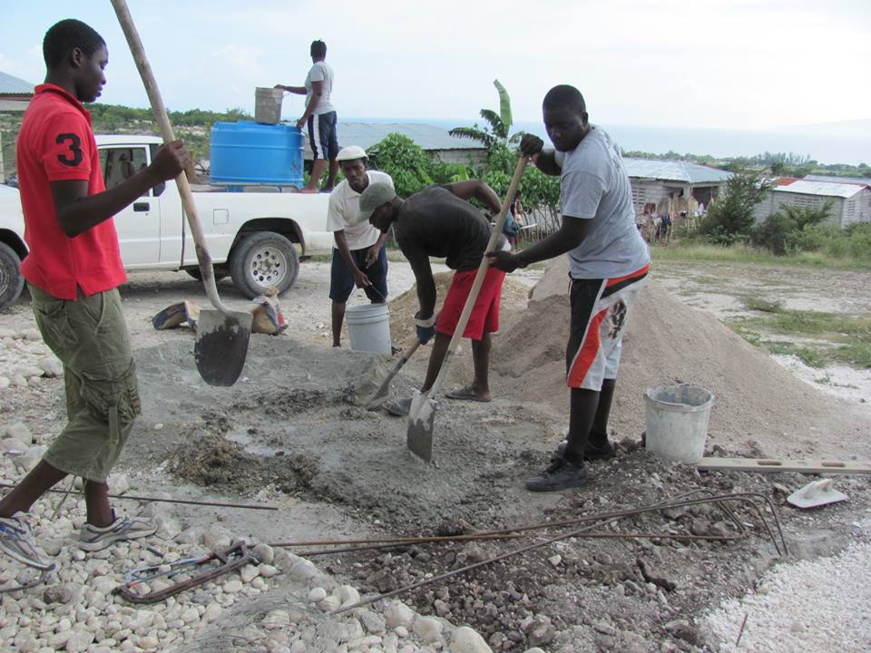 1385293_10202279544855289_46889578_n