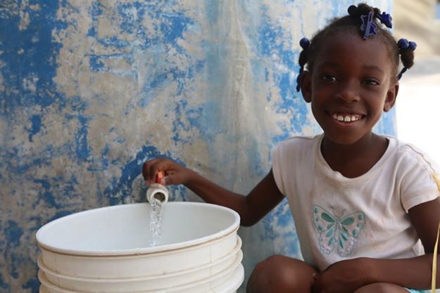 559829_10151513340561341_1048447576_n